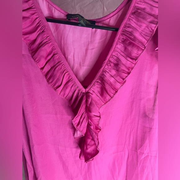 Suzanne Betro women’s medium pink ruffle blouse - Picture 4 of 5